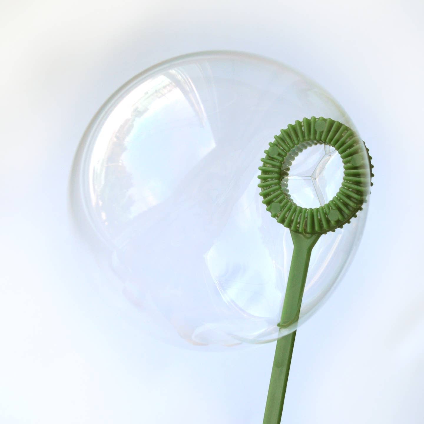 Meowijuana® 5 Ounce Catnip Bubbles with Honeysuckle - Illawarra Cat Rescue Support Shop